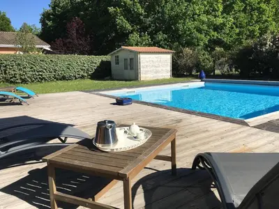 Piscine de l'établissement TI CASE Vacation - pool, lakes and forest by bike ou située à proximité