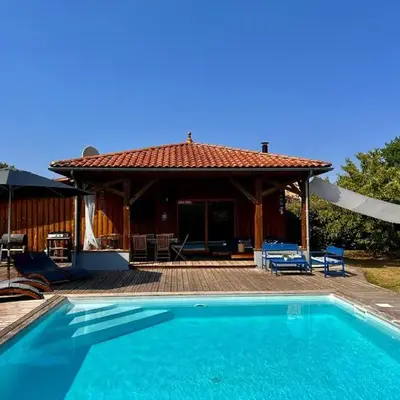 TI CASE Vacation - pool