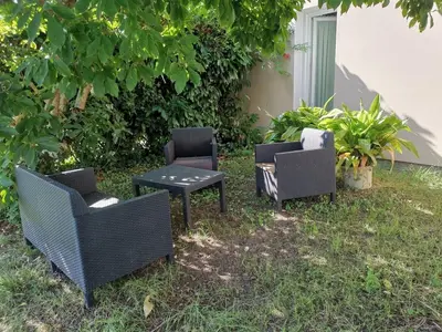 Jardin de l'établissement Maison familiale proche océan