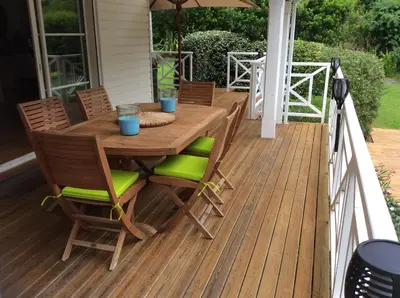 Balcon ou terrasse dans l'établissement Villa Prestige 5 étoiles Piscine Biscarrosse Lac Golf