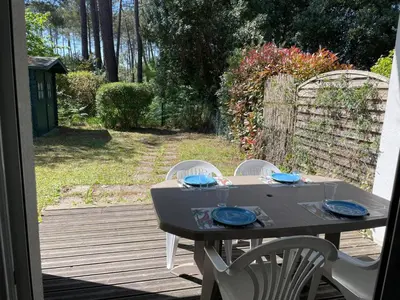 Jardin de l'établissement Maison familiale avec jardin, Biscarrosse lac à pied