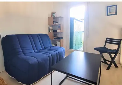 Coin salon dans l'établissement ESTIVALES 30- Maison mitoyenne pour 6 personnes