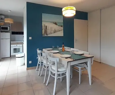 Cuisine ou kitchenette dans l'établissement villa, climatisé domaine des grands lacs