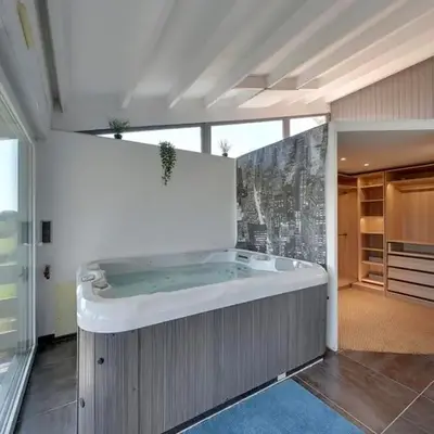 Villa piscine urt
