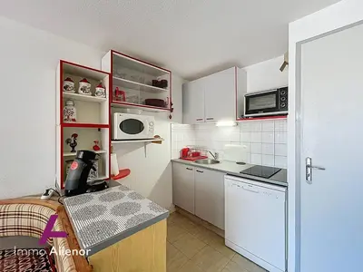 Cuisine ou kitchenette dans l'établissement Appartement T3 Soustons - 5 pers, Terrasse - FR-1-857-69