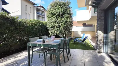 Jardin de l'établissement Estey, Appt T3, Front de mer, Port, Capbreton