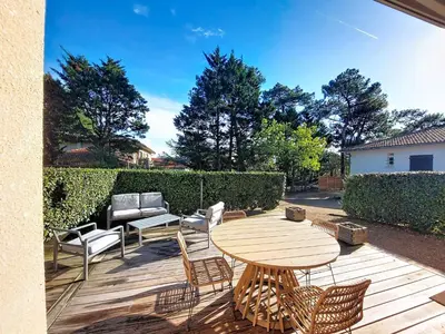 Jardin de l'établissement Holiday Home Bretons by Interhome