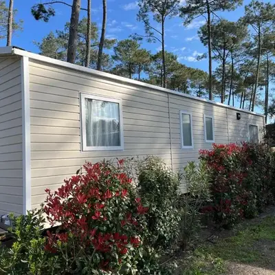 MH 470 3chambres et 1salle de bain dans camping 4 étoiles