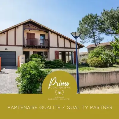 Villa Okeanis