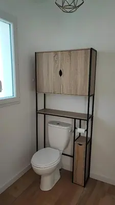 Salle de bains dans l'établissement Maison au calme à deux pas du lac
