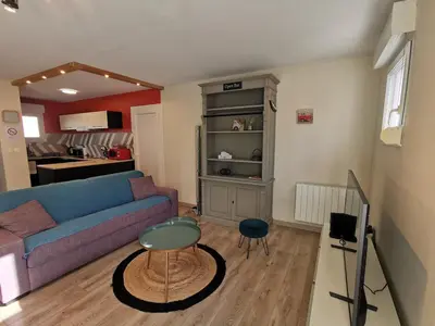 Cuisine ou kitchenette dans l'établissement La coccinelle
