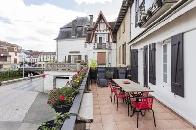 Balcon ou terrasse dans l'établissement Appartement de caractère au cœur du centre ville avec très belle terrasse