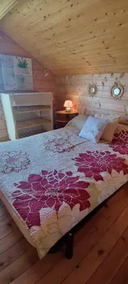 Un ou plusieurs lits dans un hébergement de l'établissement chalet 6 personnes bassin d'arcachon