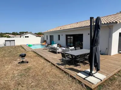 Plan de l'établissement Beautiful 4 bedroom villa with pool
