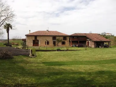 Jardin de l'établissement Gite Tauzia