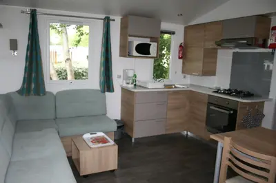 Cuisine ou kitchenette dans l'établissement Rêve en Famille