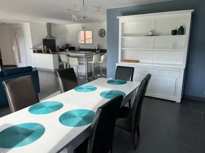 Cuisine ou kitchenette dans l'établissement villa lou miquéou