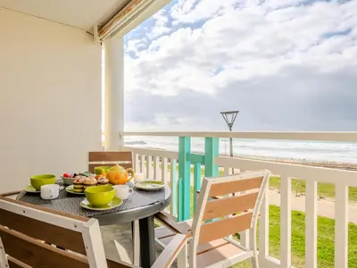 Balcon ou terrasse dans l'établissement Apartment Grands espaces by Interhome