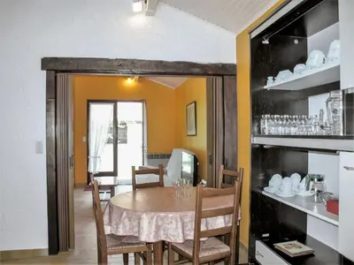 Cuisine ou kitchenette dans l'établissement Holiday Home Le Fournil by Interhome