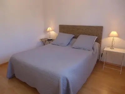 Un ou plusieurs lits dans un hébergement de l'établissement Apartment Selvia Quetia by Interhome
