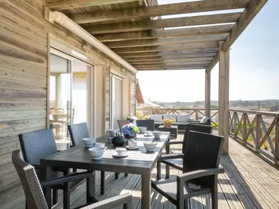 Balcon ou terrasse dans l'établissement Holiday Home Villa Marine by Interhome