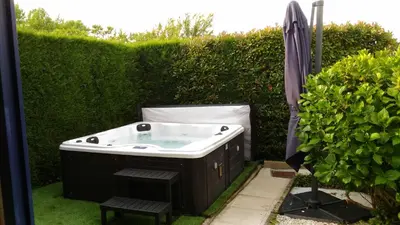 Jardin de l'établissement Chalet Zure Ondoan - SPA et piscine chauffée
