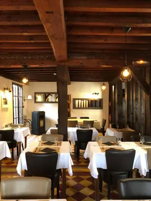 Restaurant ou autre lieu de restauration dans l'établissement Logis Hôtel & Restaurant Linça