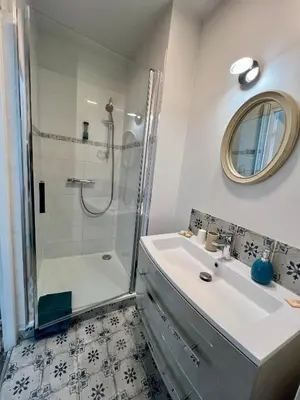 Salle de bains dans l'établissement L'Estanquet Bed and Breakfast pdj offert