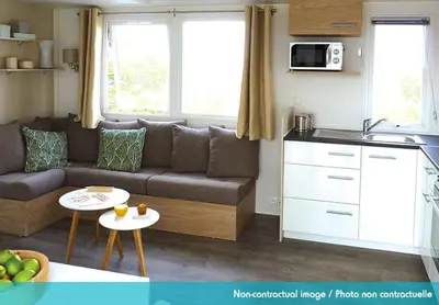 Cuisine ou kitchenette dans l'établissement Camping Officiel Siblu Les Dunes de Contis