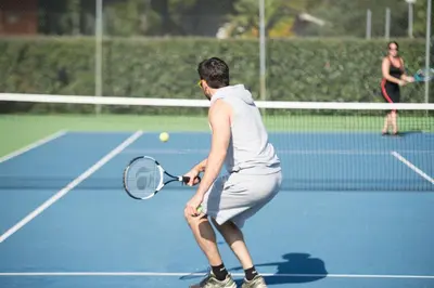 Tennis ou squash au sein de le camping ou à proximité