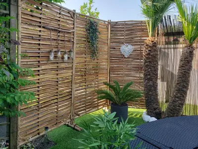 Jardin de l'établissement Studio Zure Ondoan - SPA et piscine chauffée