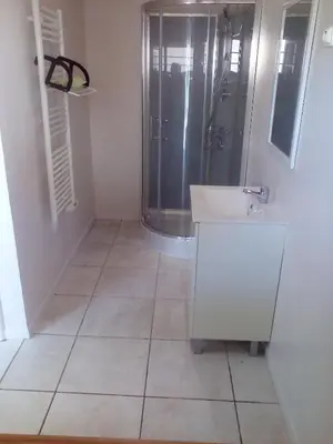 Salle de bains dans l'établissement La Forge