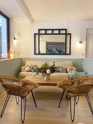 Coin salon dans l'établissement Boutique Hotel Lumaa Marinero