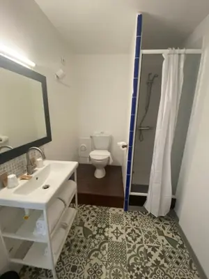 Salle de bains dans l'établissement Boutique Hotel Lumaa Marinero