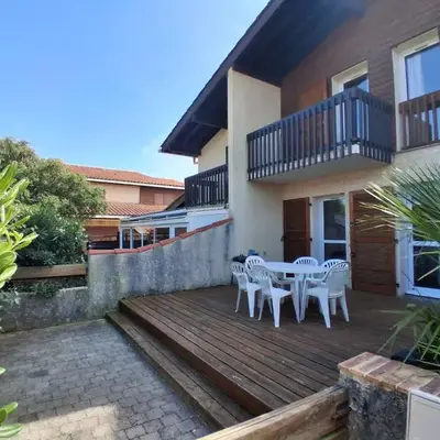 Villa patio avec piscine