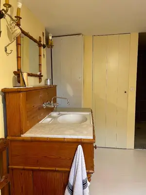 Salle de bains dans l'établissement souslens, Castaignos-Souslens 40