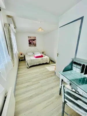 Un ou plusieurs lits dans un hébergement de l'établissement Duplex T3 2 étoiles bord de lac 65mcarrés