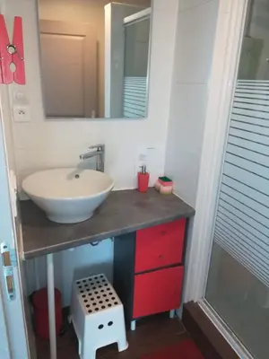 Salle de bains dans l'établissement Appartement a 500 metres de l'ocean