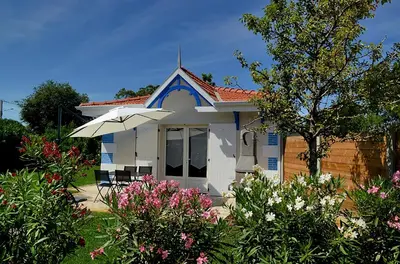 Jardin de l'établissement Dousoleil