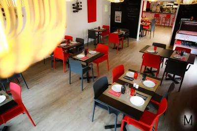Restaurant ou autre lieu de restauration dans l'établissement Au Coeur Des Landes