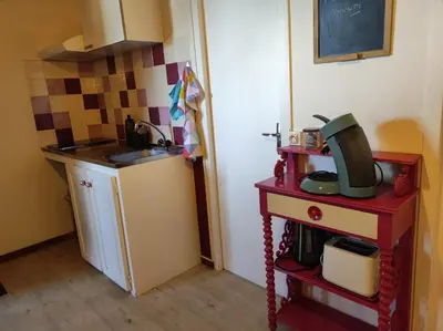 Cuisine ou kitchenette dans l'établissement LE COURANT D'HUCHET