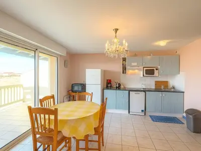 Cuisine ou kitchenette dans l'établissement Appartement 1 chambre, 2 cabines - 4 pers - Vue océan - FR-1-379-80