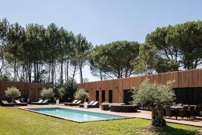 Piscine de l'établissement Le Pakok ou située à proximité