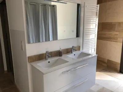 Salle de bains dans l'établissement Le Pakok