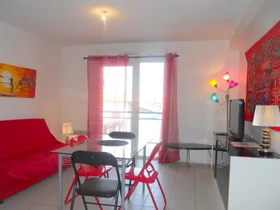 Coin salon dans l'établissement Les Courlis