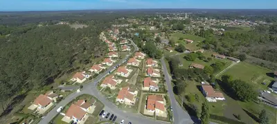 Vue panoramique sur l'établissement Maison ocelandes