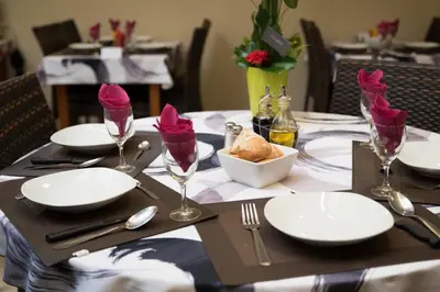 Nourriture dans l'hôtel ou à proximité