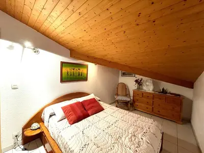 Un ou plusieurs lits dans un hébergement de l'établissement Appartement T3 proche océan et lac, idéal famille - FR-1-379-28