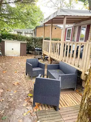 Jardin de l'établissement Sevservices à La Réserve