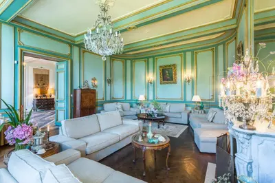 Coin salon dans l'établissement Chateau d'Estrac